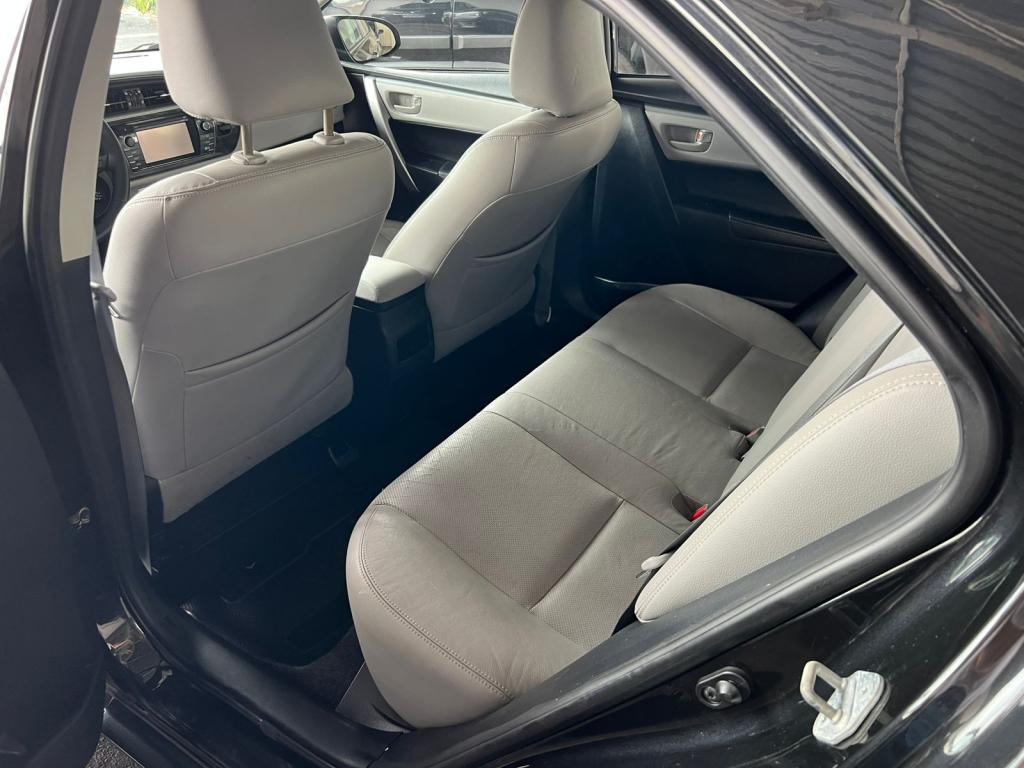 TOYOTA Corolla - Foto