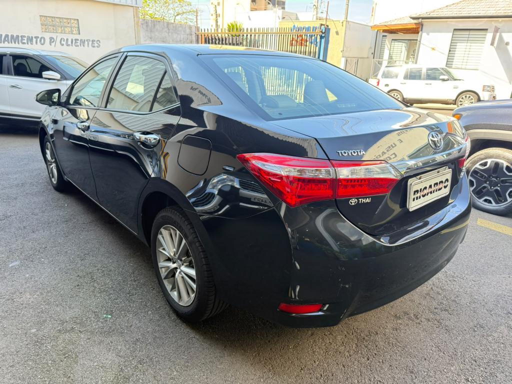 TOYOTA Corolla - Foto
