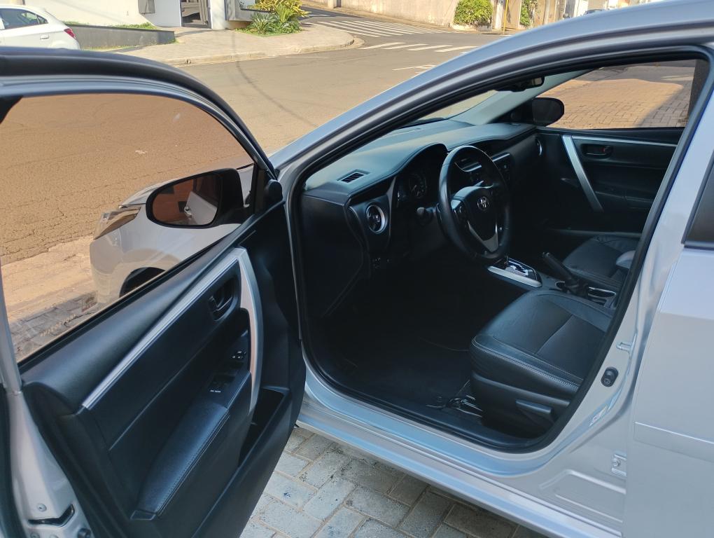 TOYOTA Corolla - Foto