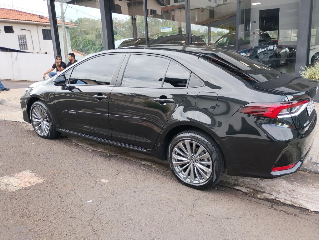 TOYOTA Corolla - Foto