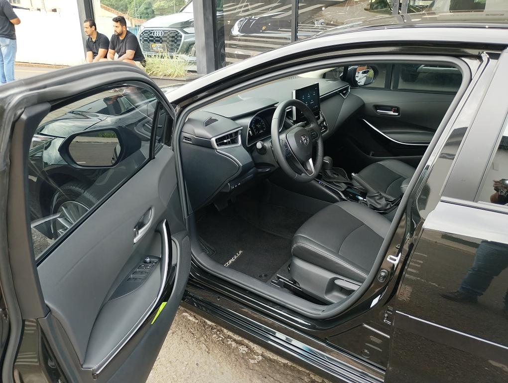 TOYOTA Corolla - Foto