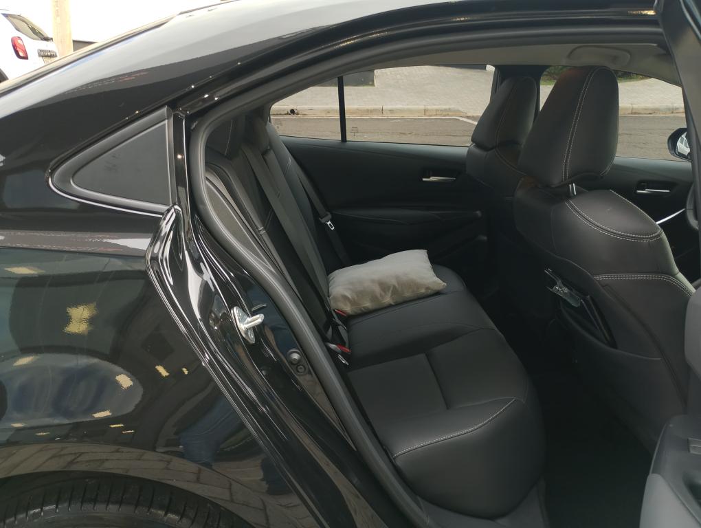 TOYOTA Corolla - Foto