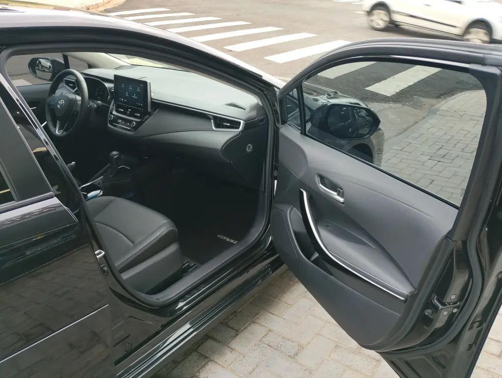 TOYOTA Corolla - Foto