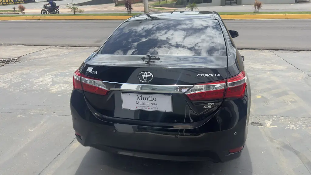 TOYOTA Corolla - Foto