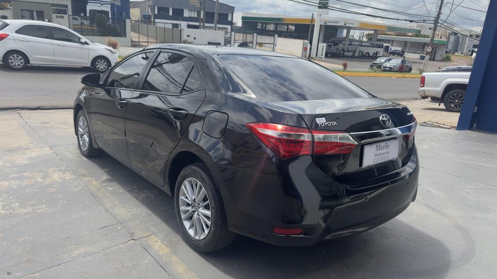 TOYOTA Corolla - Foto