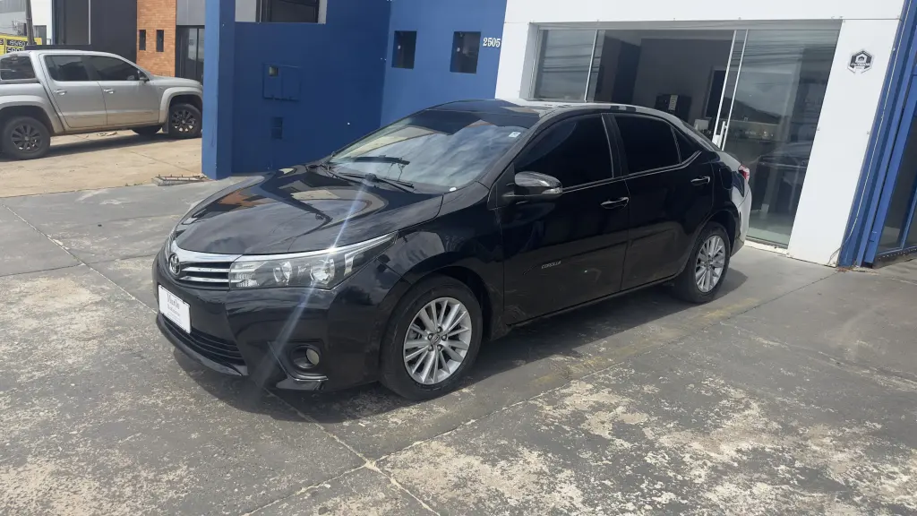 TOYOTA Corolla - Foto