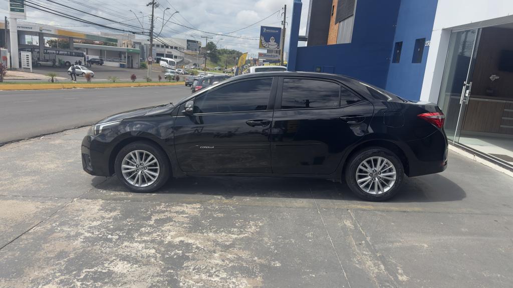 TOYOTA Corolla - Foto