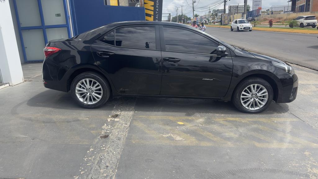 TOYOTA Corolla - Foto