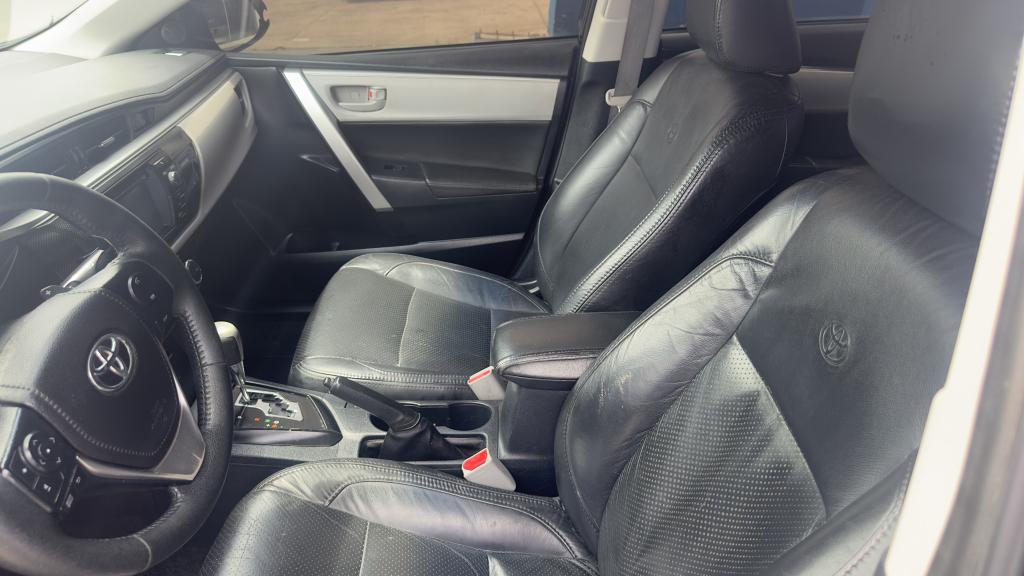 TOYOTA Corolla - Foto