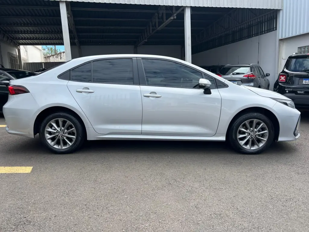 TOYOTA Corolla - Foto