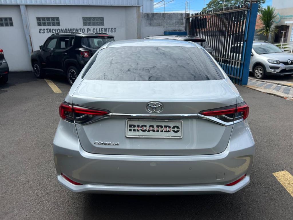 TOYOTA Corolla - Foto