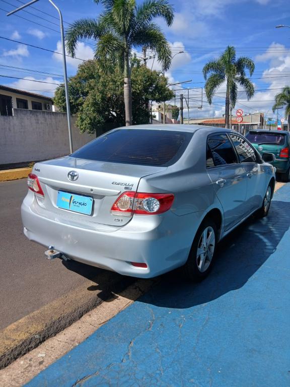 TOYOTA Corolla - Foto