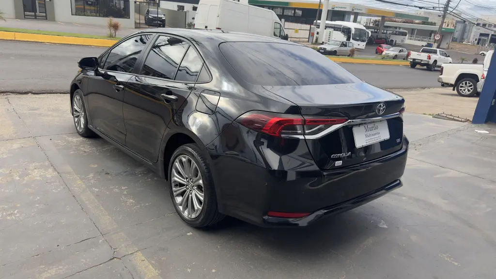 TOYOTA Corolla - Foto