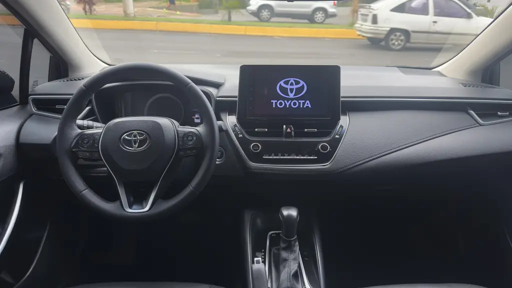TOYOTA Corolla - Foto
