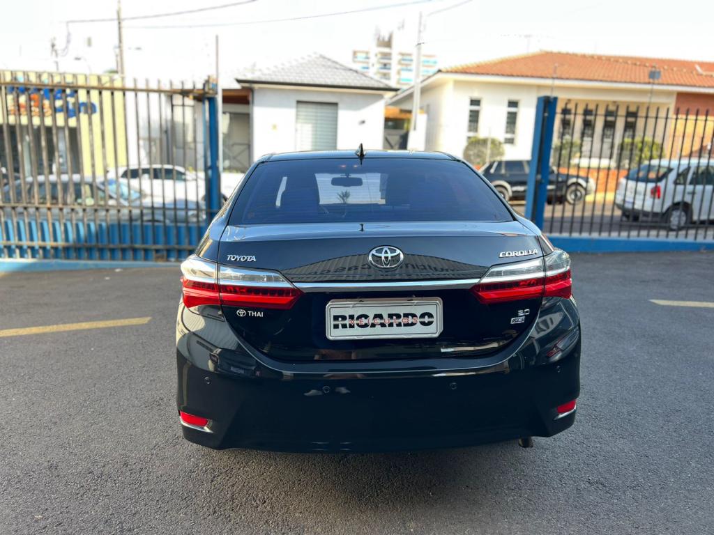TOYOTA Corolla - Foto
