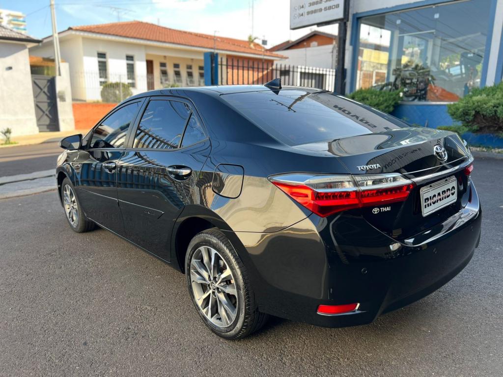 TOYOTA Corolla - Foto