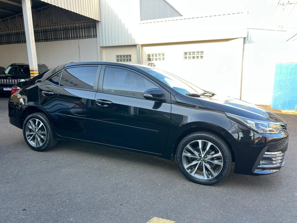 TOYOTA Corolla - Foto