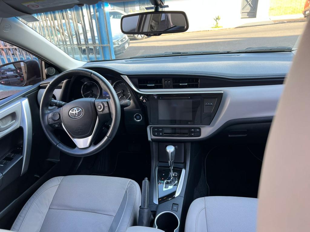 TOYOTA Corolla - Foto