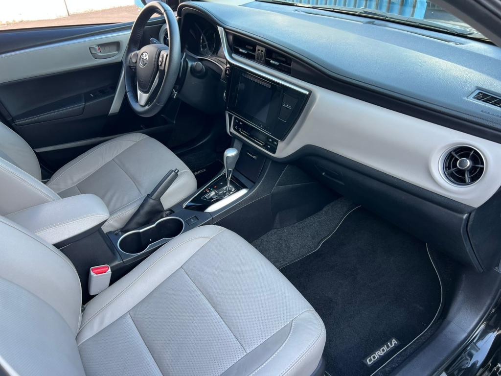 TOYOTA Corolla - Foto