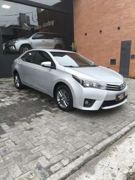 TOYOTA Corolla - Foto