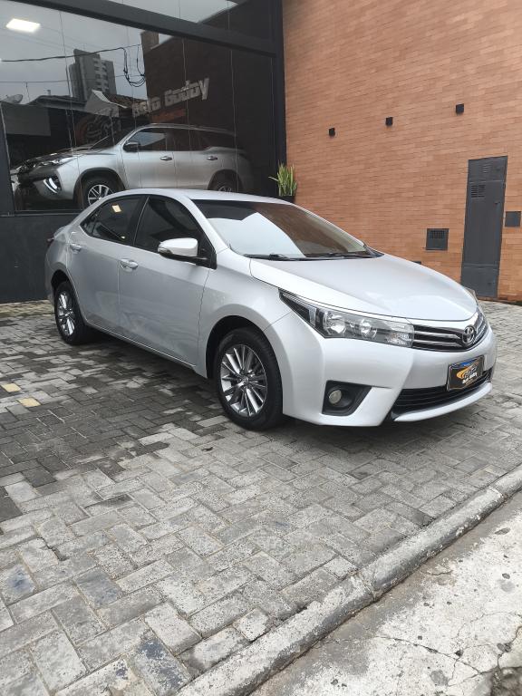 TOYOTA Corolla - Foto