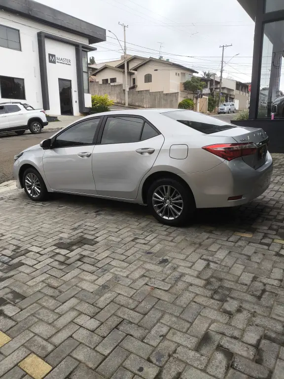 TOYOTA Corolla - Foto