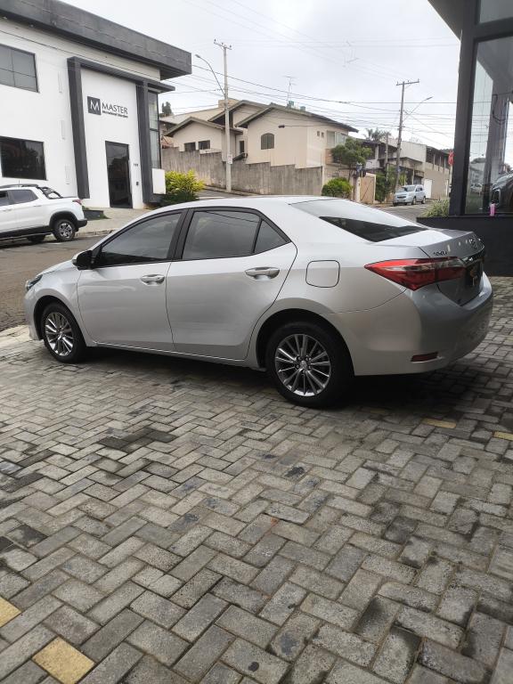 TOYOTA Corolla - Foto