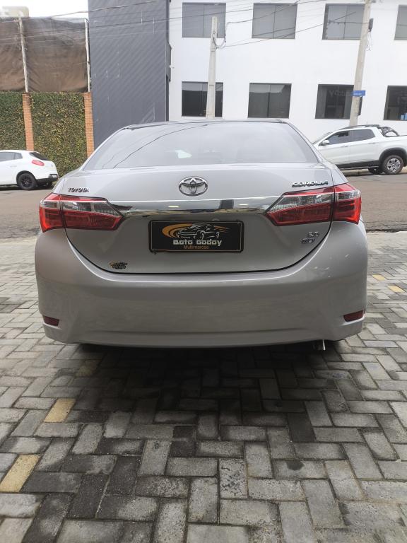 TOYOTA Corolla - Foto