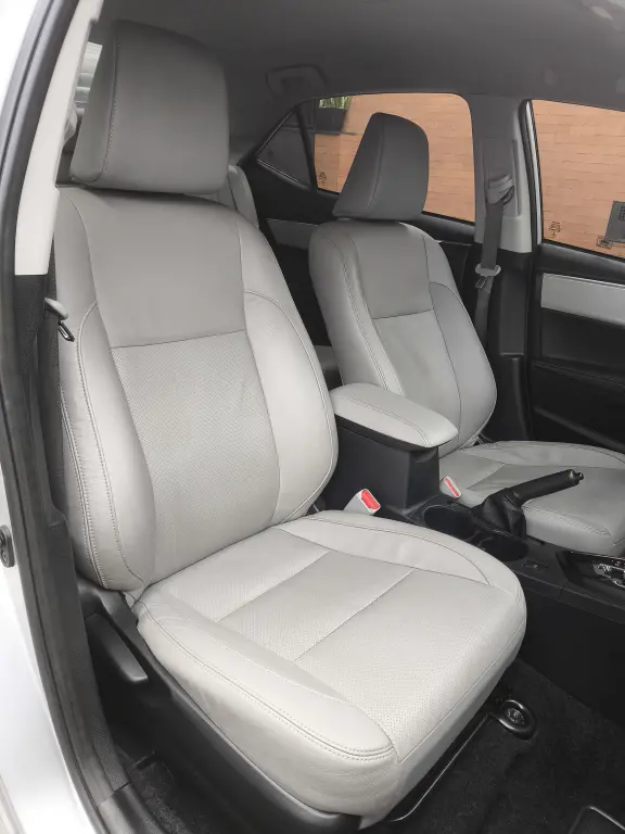TOYOTA Corolla - Foto