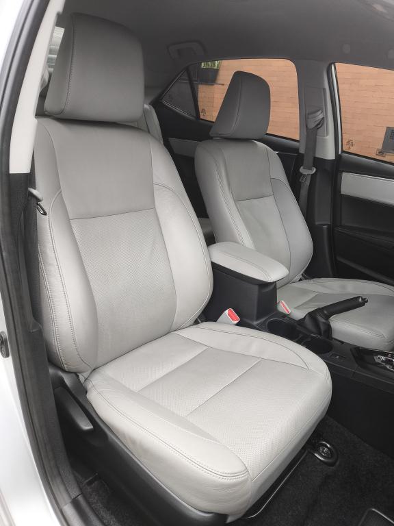 TOYOTA Corolla - Foto
