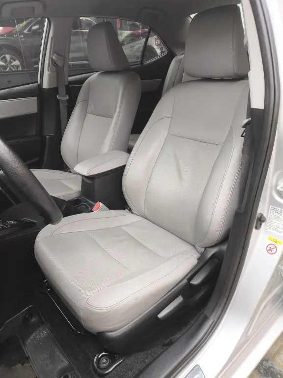 TOYOTA Corolla - Foto