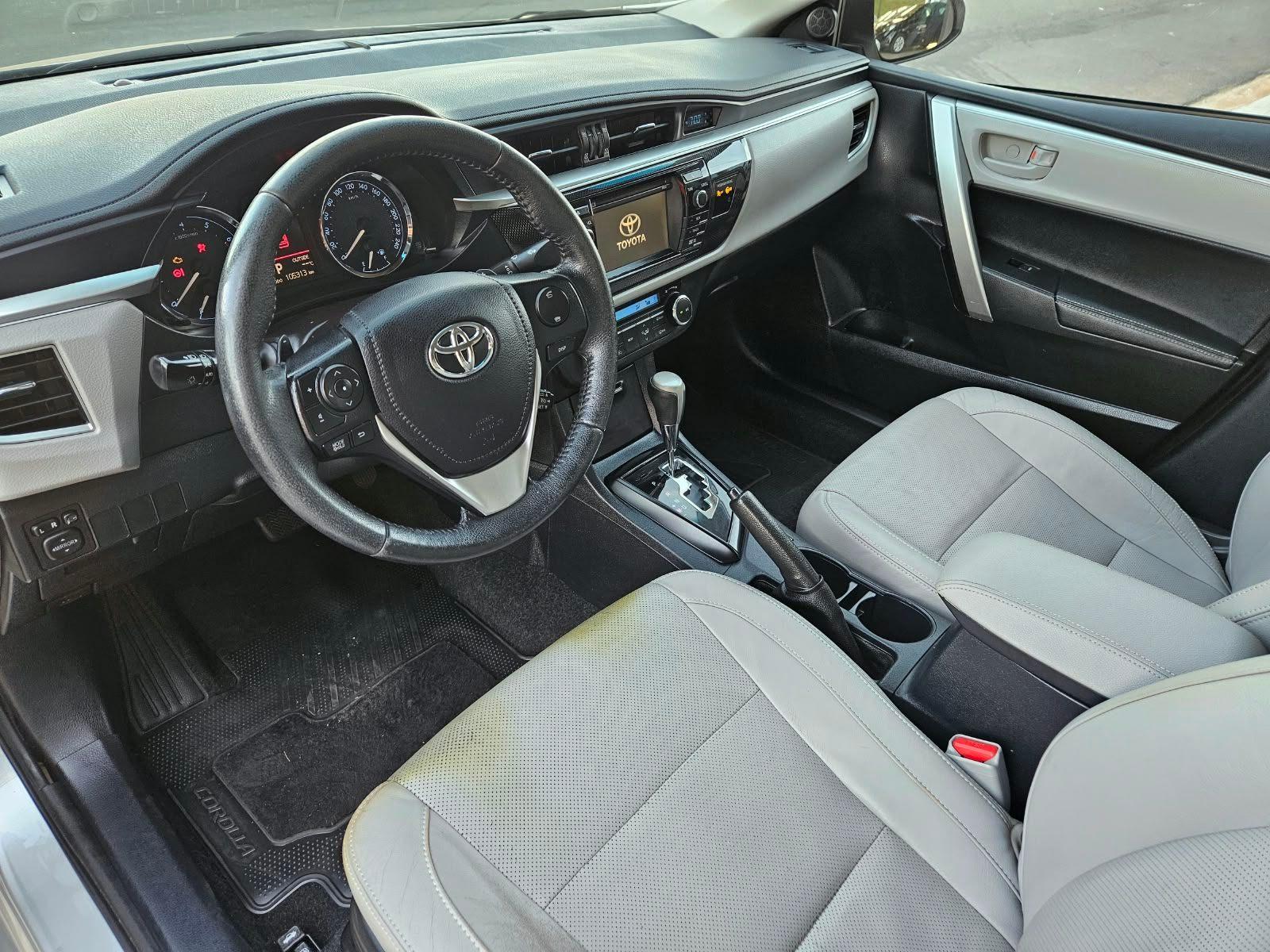 TOYOTA Corolla - Foto
