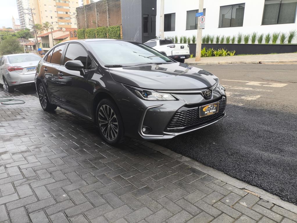 TOYOTA Corolla - Foto