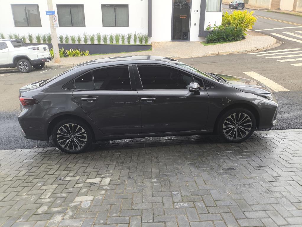 TOYOTA Corolla - Foto