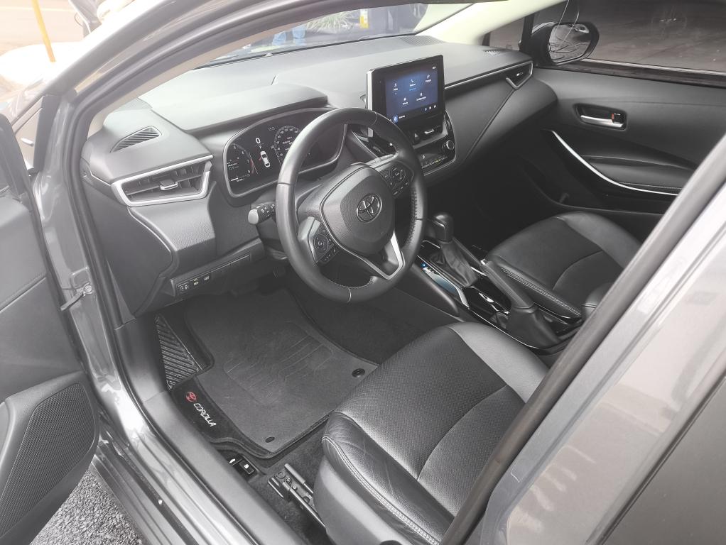 TOYOTA Corolla - Foto
