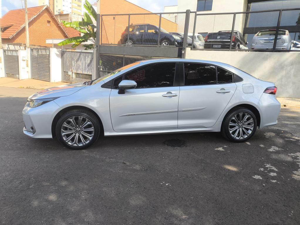 TOYOTA Corolla - Foto