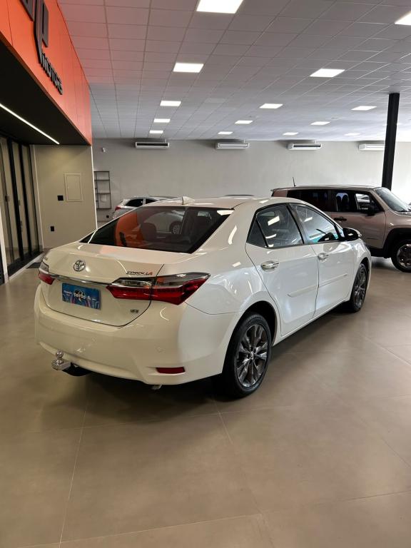 TOYOTA Corolla - Foto