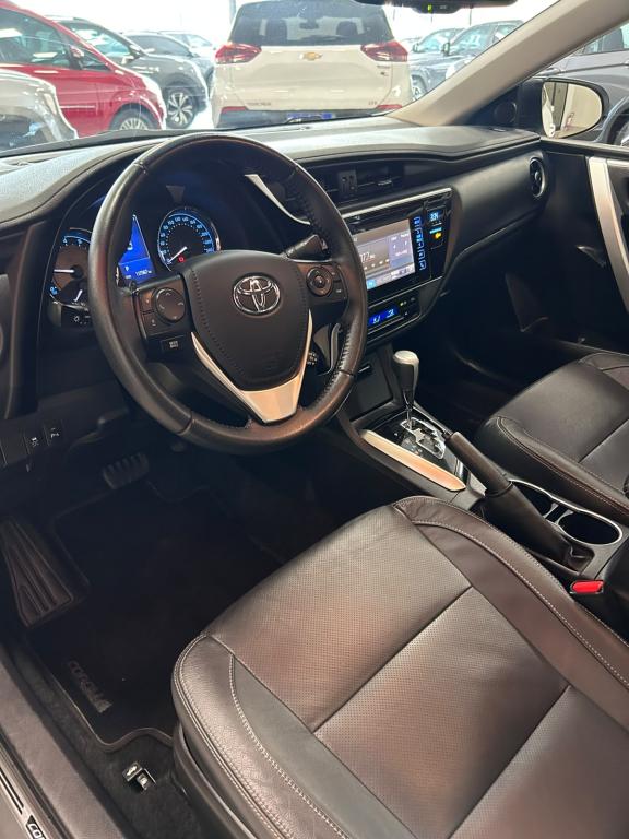 TOYOTA Corolla - Foto