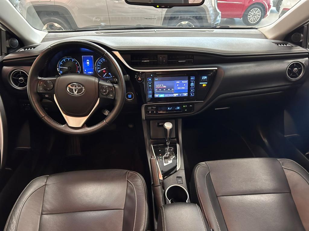 TOYOTA Corolla - Foto