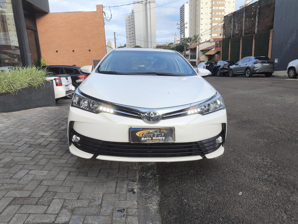 TOYOTA Corolla - Foto