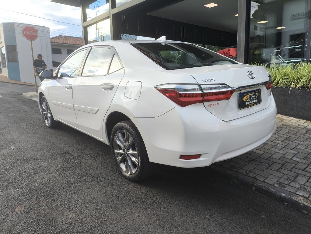 TOYOTA Corolla - Foto