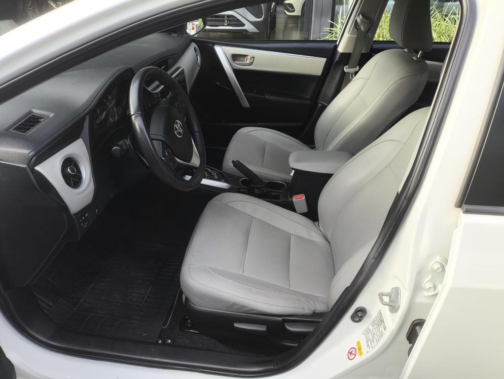 TOYOTA Corolla - Foto