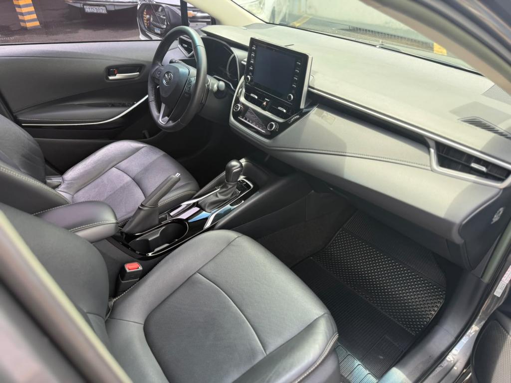 TOYOTA Corolla - Foto