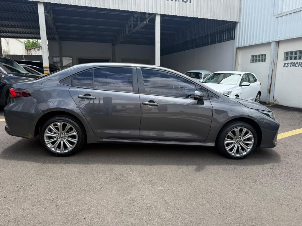 TOYOTA Corolla - Foto