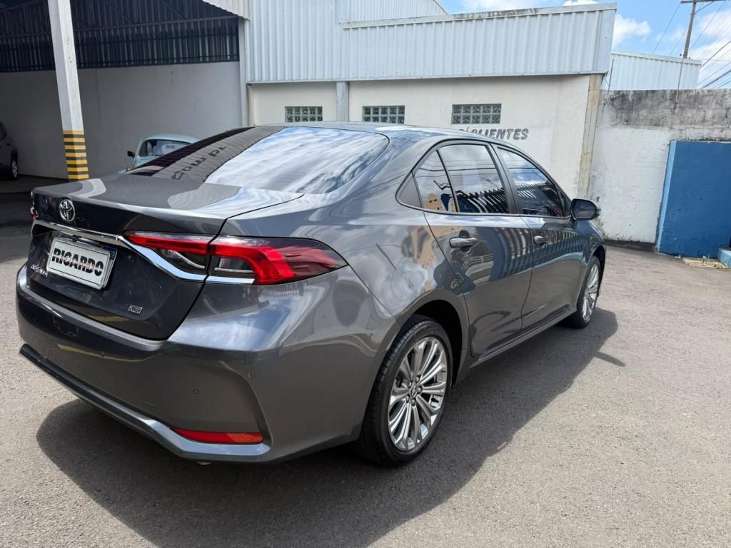 TOYOTA Corolla - Foto
