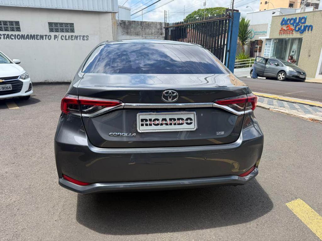 TOYOTA Corolla - Foto