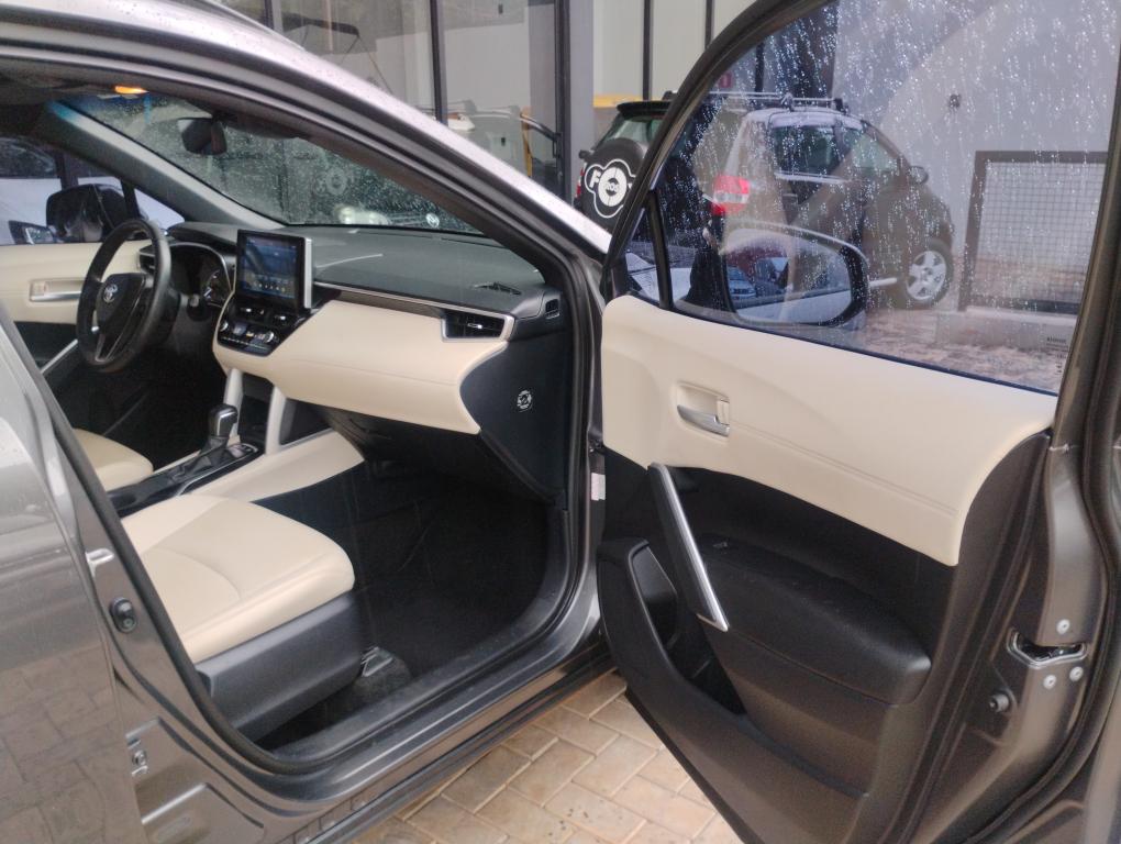 TOYOTA Corolla Cross - Foto