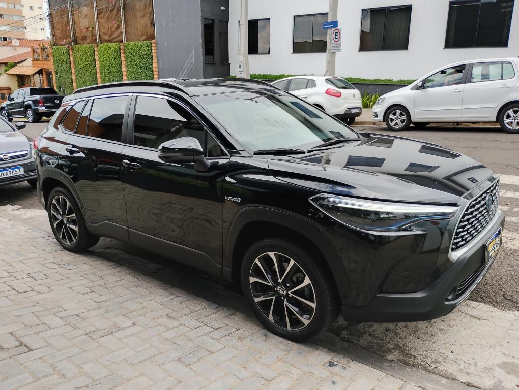 TOYOTA Corolla Cross - Foto