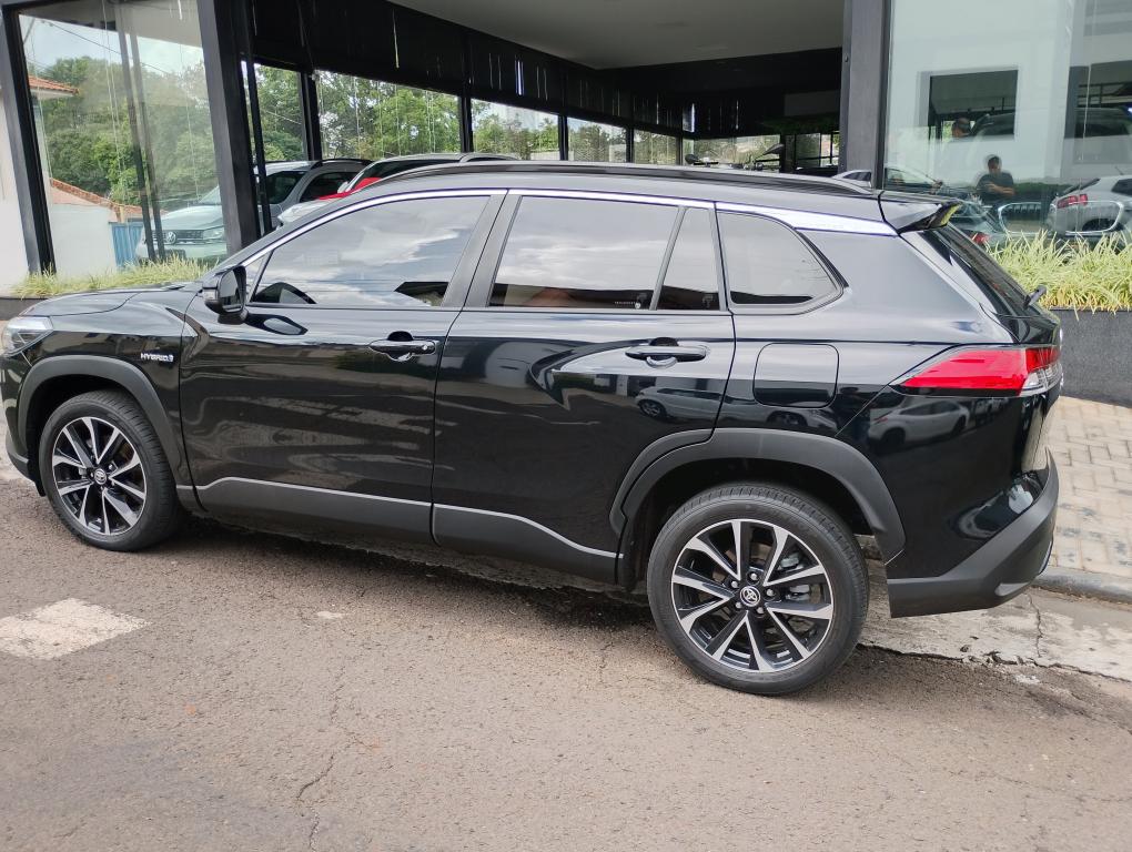 TOYOTA Corolla Cross - Foto