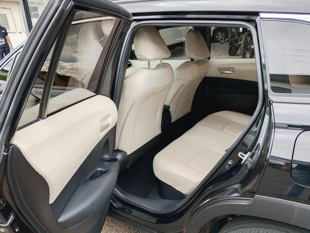 TOYOTA Corolla Cross - Foto